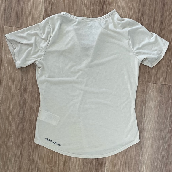 Pearl Izumi Nederland Colorado Gravel henley top (size medium) - Picture 4 of 4
